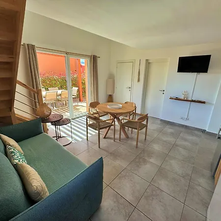 Vakantiehuis Mini - Piscine - Climatisation - Wifi - 2km Porto-Vecchio (Corsica)