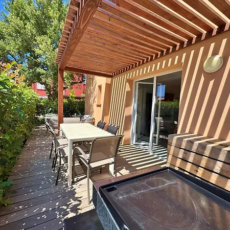 Mini - Piscine - Climatisation - Wifi - 2km Vakantiehuis